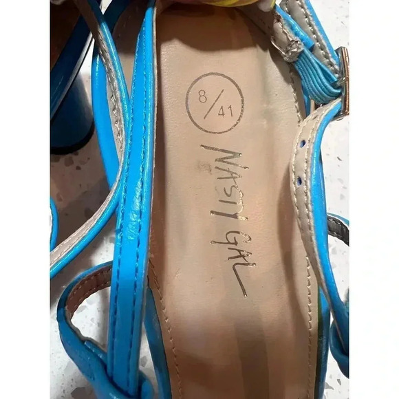 NASTY GAL strappy cone square toe heels size 8 - Picture 6 of 6